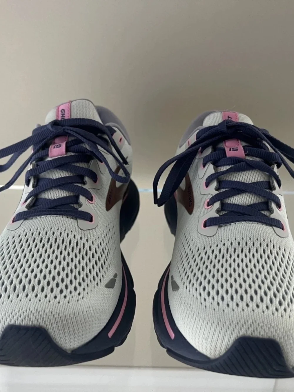 Brooks Ghost Womens US Size 10 Gray mesh Athletic Running Shoes